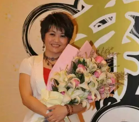 安紫瑜：万丈高楼起平地 千里事业始株柢 