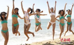  2014世界休闲小姐佳丽三亚上演泳装秀 