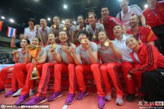  女排亚锦赛-中国3-0完胜韩国 时隔4年重夺冠军 