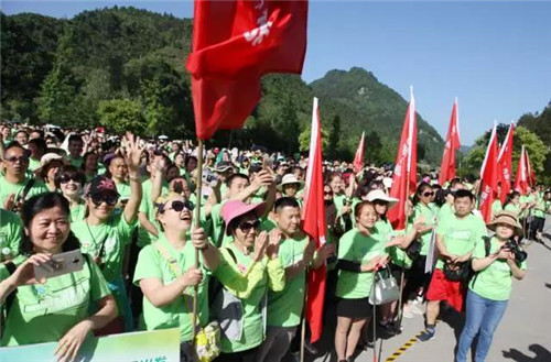 绿跑湘西，精准扶贫——绿之韵集团关爱女性“两癌”检查救助暨绿跑（湘西站）成功举行