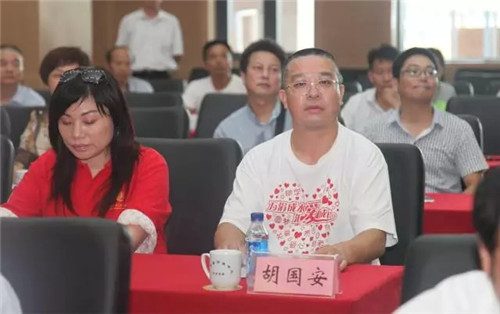 长沙市港澳台侨海外代表救灾捐赠活动举行，绿之韵胡国安董事长赴宁乡支援灾后重建