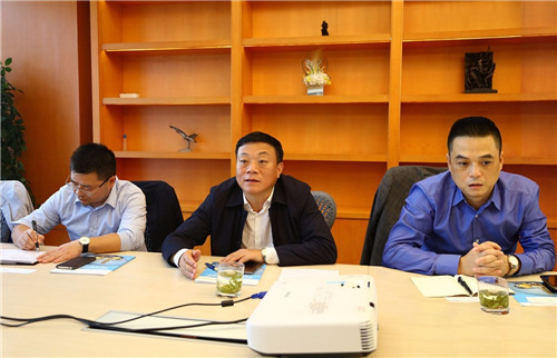 长沙国家高新区管委会党工委委员陈大庆一行莅临绿叶视察指导