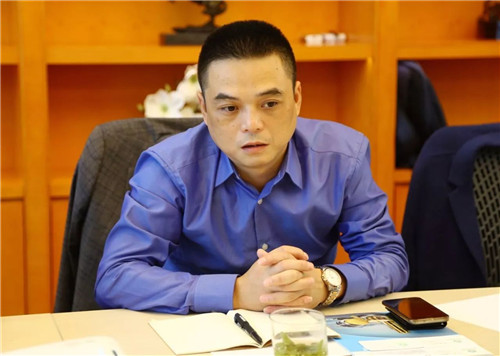 长沙国家高新区管委会党工委委员陈大庆一行莅临绿叶视察指导