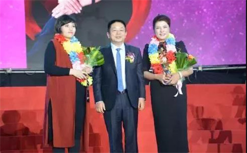 健康新零售 幸福新里程|炎帝获牌六周年暨年度表彰盛典隆重举行