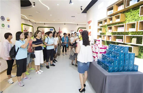 三八妇乐被授予消费教育示范基地