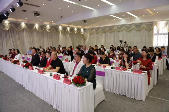 新理想·新征途·新起航·新成果——理想科技创业领袖高峰会隆重举行