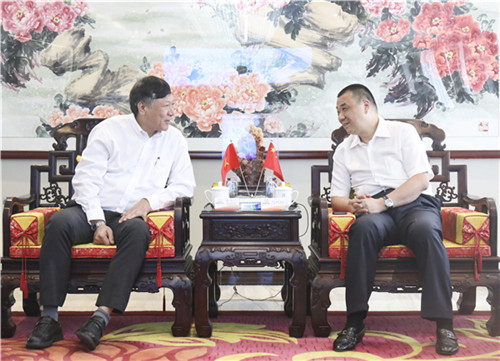 越南卫生部中医药管理局局长范武庆到访康美药业