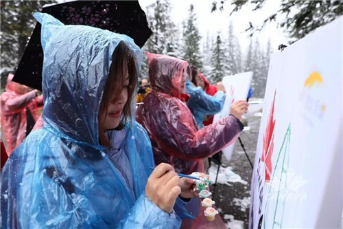 三生：漫天飞雪，我们和落基山脉“面对面”！