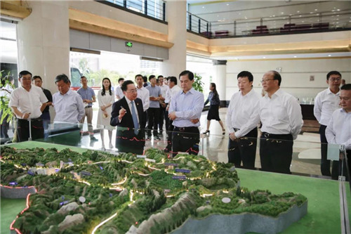 云南省委书记陈豪一行莅临理想科技集团：鼓励理想直销解放思想、大胆经营、聚焦品牌