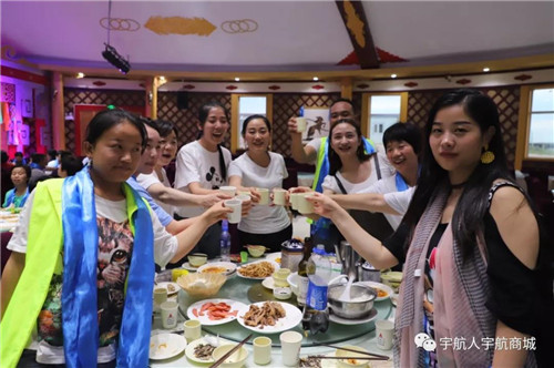 宇航人宇航商城希拉穆仁草原文化之旅圆满结束！