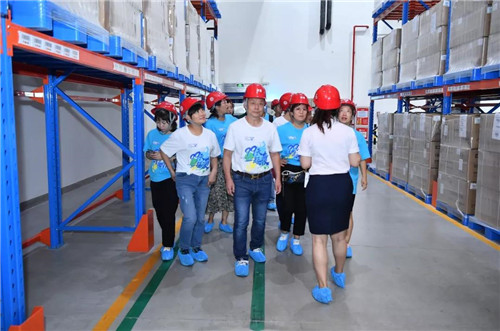 葆婴轻赢99瘦身大赛全国十强受邀来到体育·训练局参观