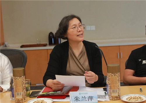 苏州市滨海商会2020年上半年恳谈会在绿叶科技集团召开