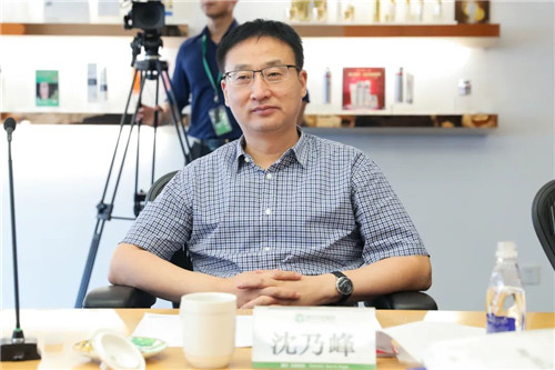 盐城市委常委、滨海县委书记孙轶莅临绿叶调研指导